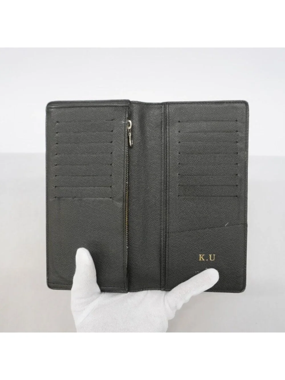 Louis Vuitton Wallet Taiga Portefeuille Brazza Ardoise